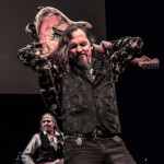 Media roby behind head